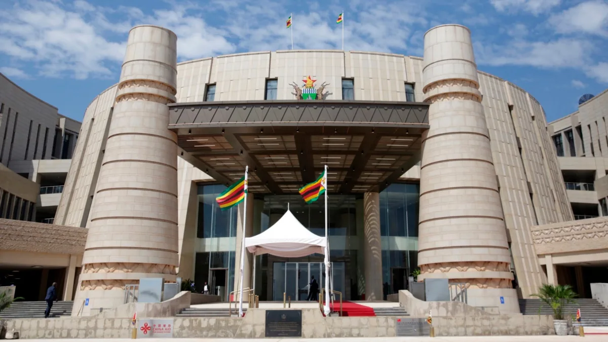 Zimbabwe : les députés adoptent un projet de loi prolongeant le mandat présidentiel